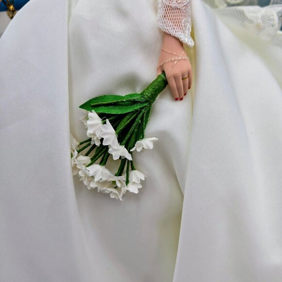 Barbie Grace Kelly The Bride Silkstone Collector Doll Gold Label T7942 2011 Matt - Picture 12 of 16